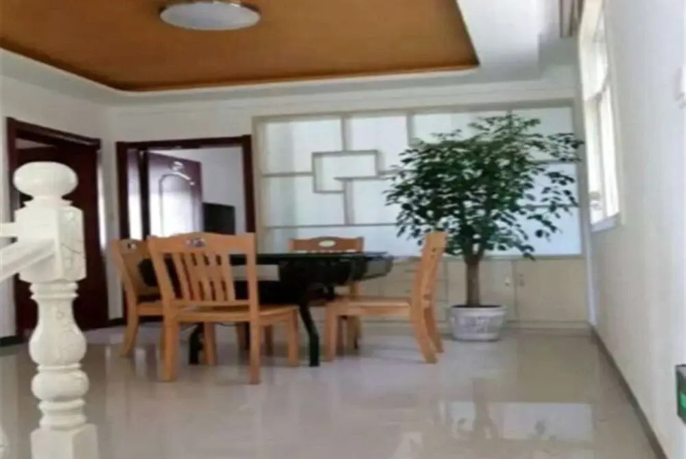 Аньцин: Xiagu Renjia Hostel