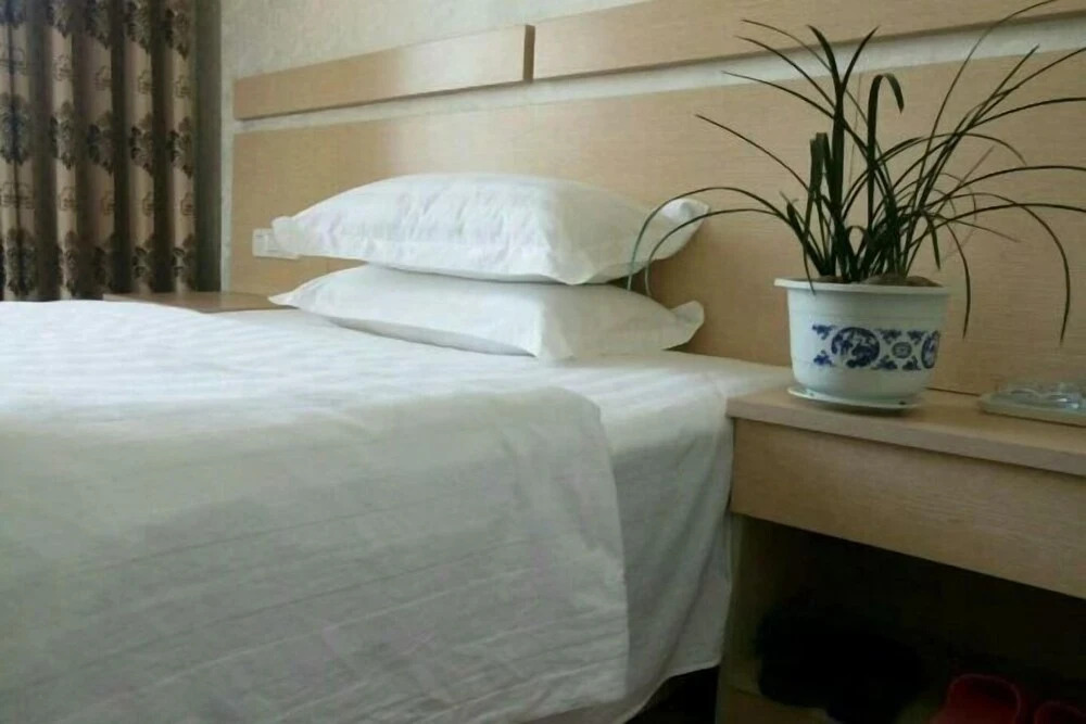 Аньцин: Xiagu Renjia Hostel