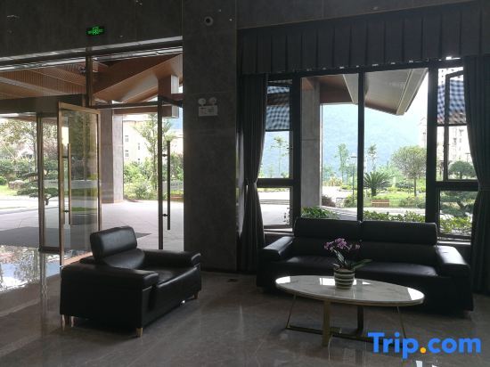 Чунцин: Black Valley Resort