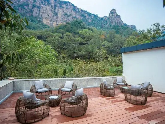 Синьсян: Qian Na Hotel (Wanxian Mountain Qingshanju Branch)