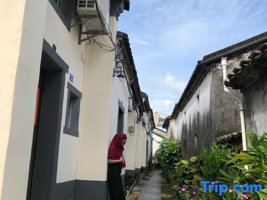 Шэньчжэнь: Left-hand hostel in Xichong,shenzhen