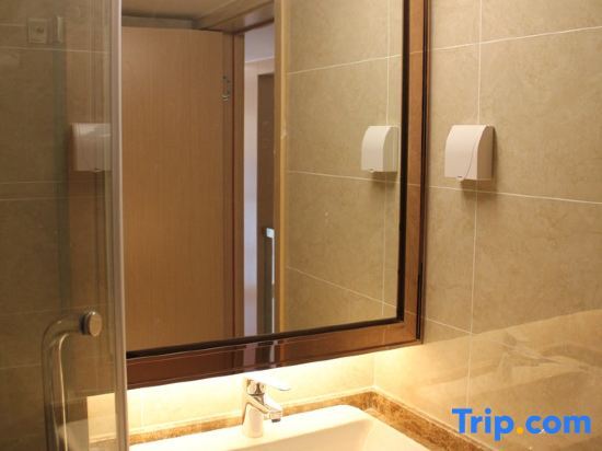 Шанхай: Mansell hotel apartment (Shanghai Kangqiao Road store)