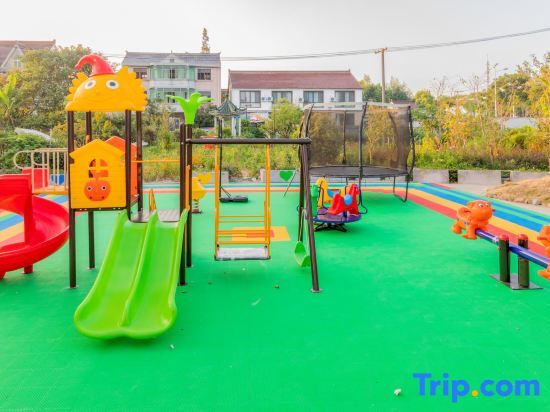 Шанхай: YunLu Homestay (Shanghai International Tourism Resort)
