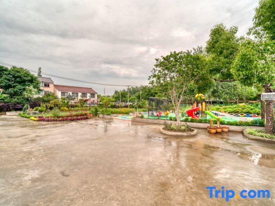 Шанхай: YunLu Homestay (Shanghai International Tourism Resort)