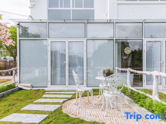 Шанхай: YunLu Homestay (Shanghai International Tourism Resort)