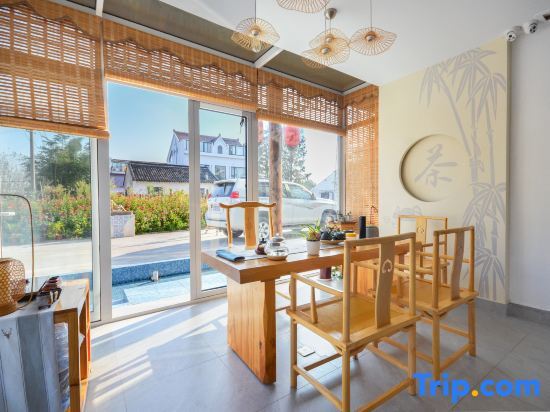 YunLu Homestay (Shanghai International Tourism Resort) — фото 5