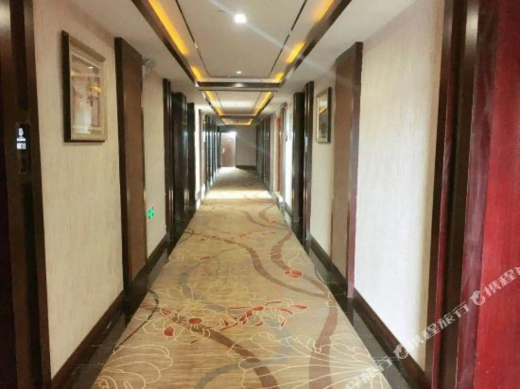 Наньчун: Jingyang Hotel