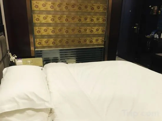 Ичунь: Yuedu Holiday Hotel