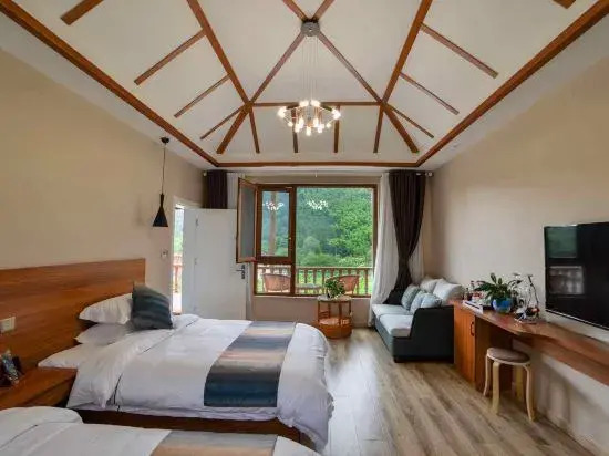 Аньцин: Tianzhu Mountain Huahai Hostel