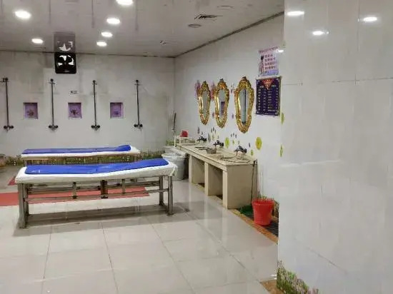 Лянфан: Huangdu Wenquan Hotel
