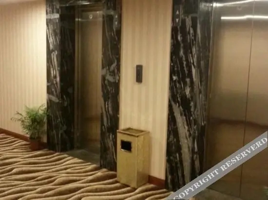 Шанхай: Shang Ke You Hotel,China Exhibition Outlets, Shanghai Qingpu Distric.