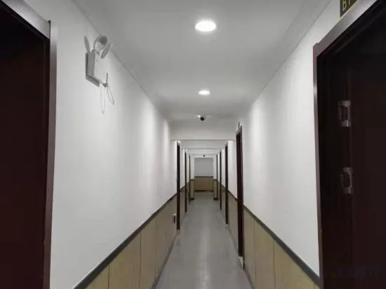 Шэньян: Enjoy Hostel (Shenyang Airport)