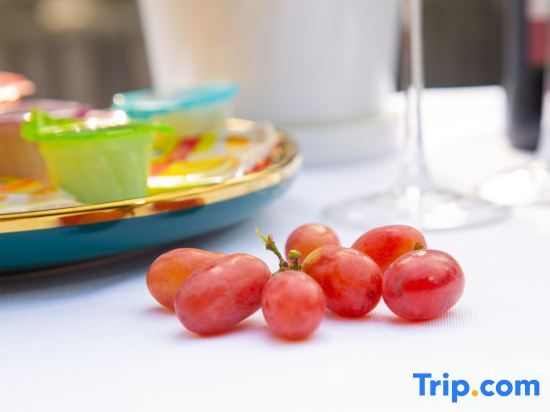 Шанхай: Lilong Garden Hotel(Shanghai International Tourist Resort)