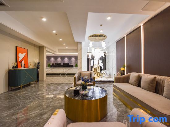 Чунцин: ChongQing M apartment