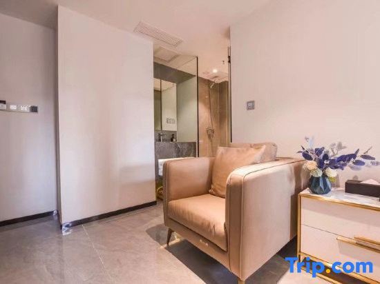 Чунцин: ChongQing M apartment