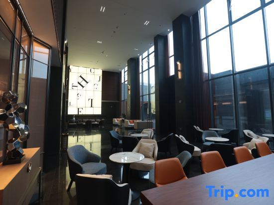 Жичжао: Rizhao Seaview Cloud Innovative Hotel
