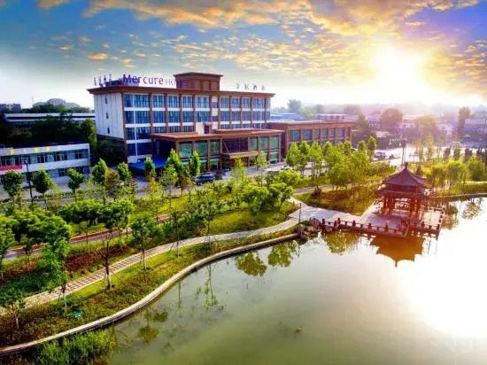 Кайфын: Mercure Kaifeng Qingming Shangheyuan Hotel