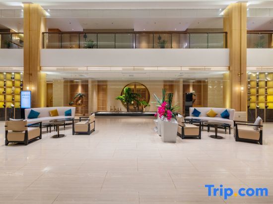 Хуаншань: Anhui Jiaotong Huifeng Yuyun Taiping Lake Hotel