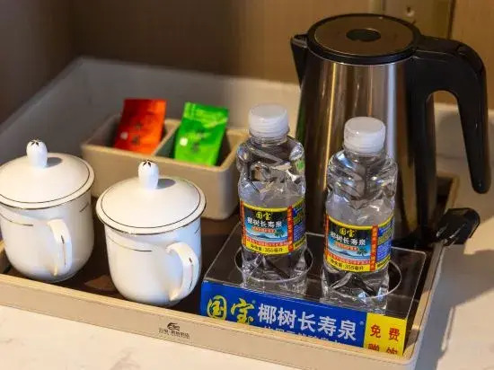 Ваньнин: Wanning Wanyi Yujing Hotel (Wanning People's Hospital)