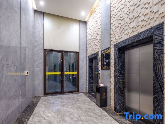 Ваньнин: Wanning Wanyi Yujing Hotel (Wanning People's Hospital)