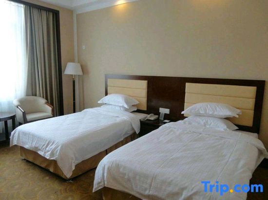 Цзинхун: Yayuan Hotel