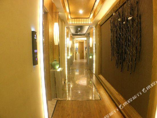 Шанхай: F1 Hotel Irene (Shanghai Daning International)