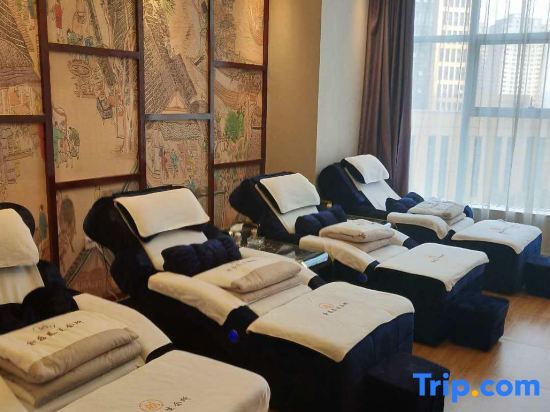 Хуайхуа: Jinlei Hotel Plus