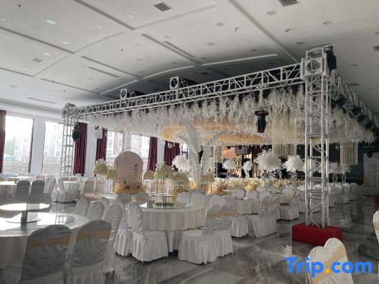 Паниин: Yu Jin Ting Hotel