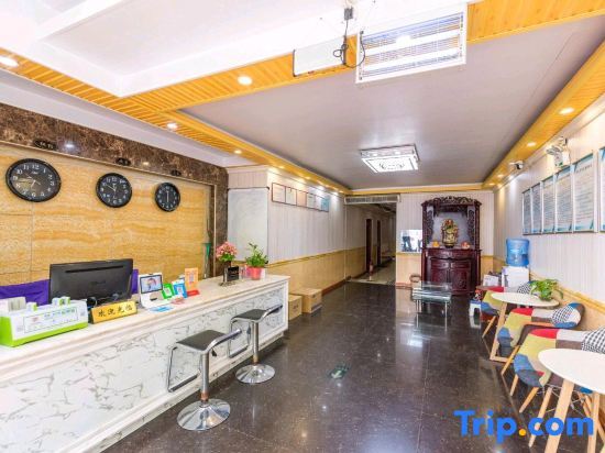 Чжэнчжоу: Dongtai Express Hotel (Zhengzhou Future Road)