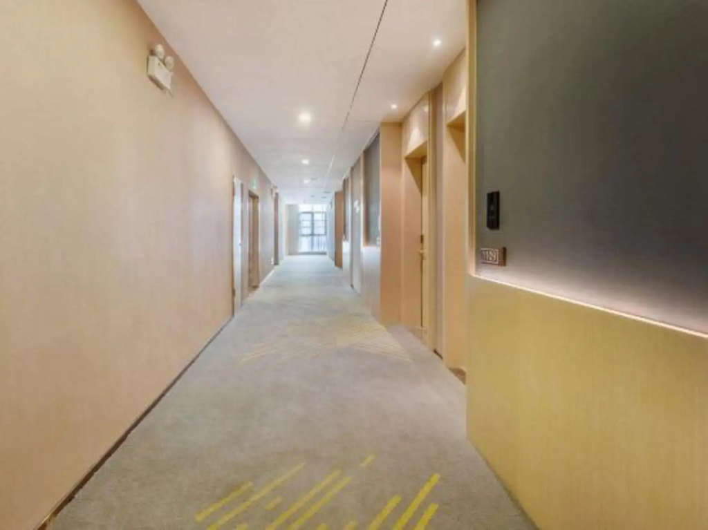 Чжаоцин: CHEERMAY HOTELS· Zhaoqing Minjie Plaza Branch