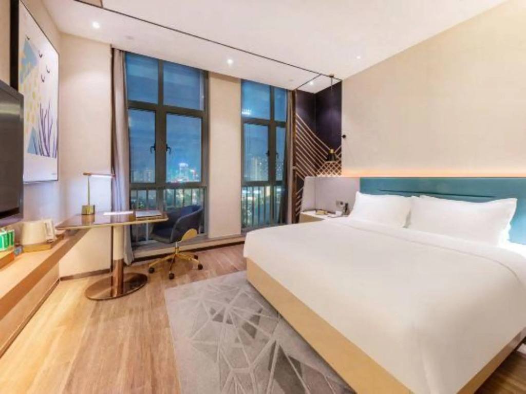 Чжаоцин: CHEERMAY HOTELS· Zhaoqing Minjie Plaza Branch