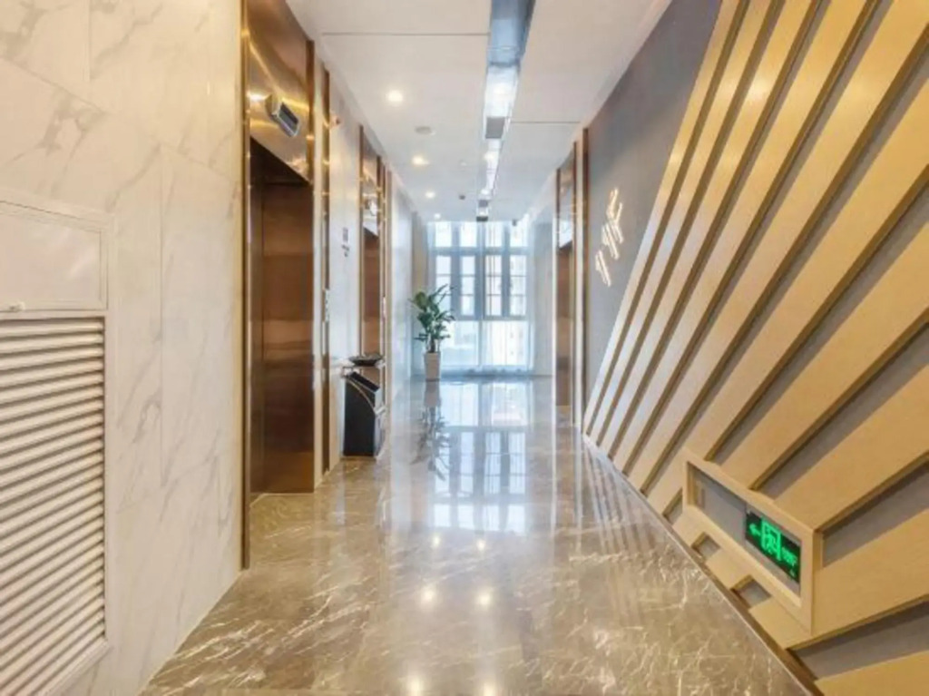 Чжаоцин: CHEERMAY HOTELS· Zhaoqing Minjie Plaza Branch