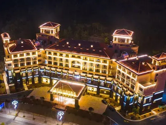 Нинджи: Junlin.Crescent Bay Hotel