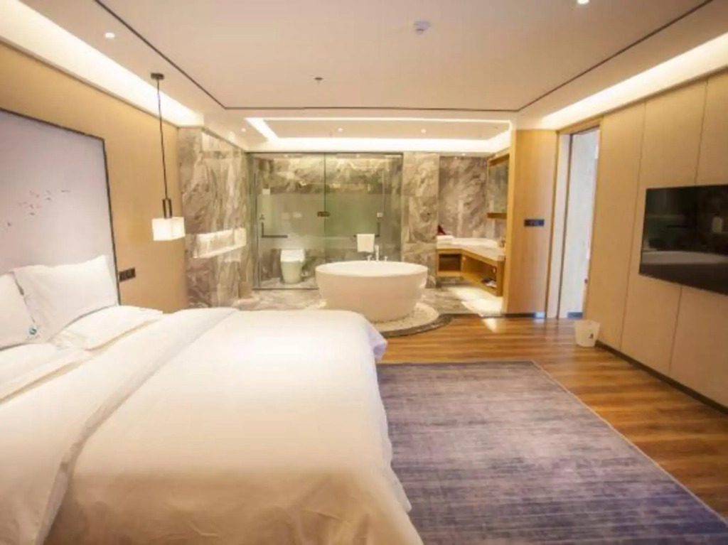 Юйси: Deep Blue Art Hotel