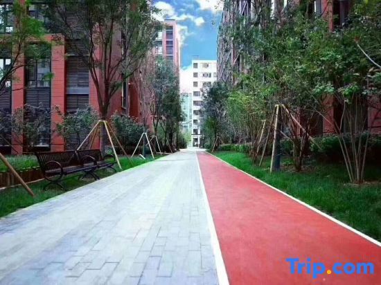 Пекин: Beijing Xiangtu Apartment
