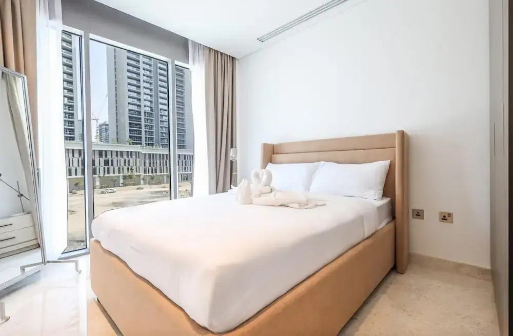 Дубай: Elite LUX Holiday Homes - 2BR Suite of Elegance in Business Bay Dubai