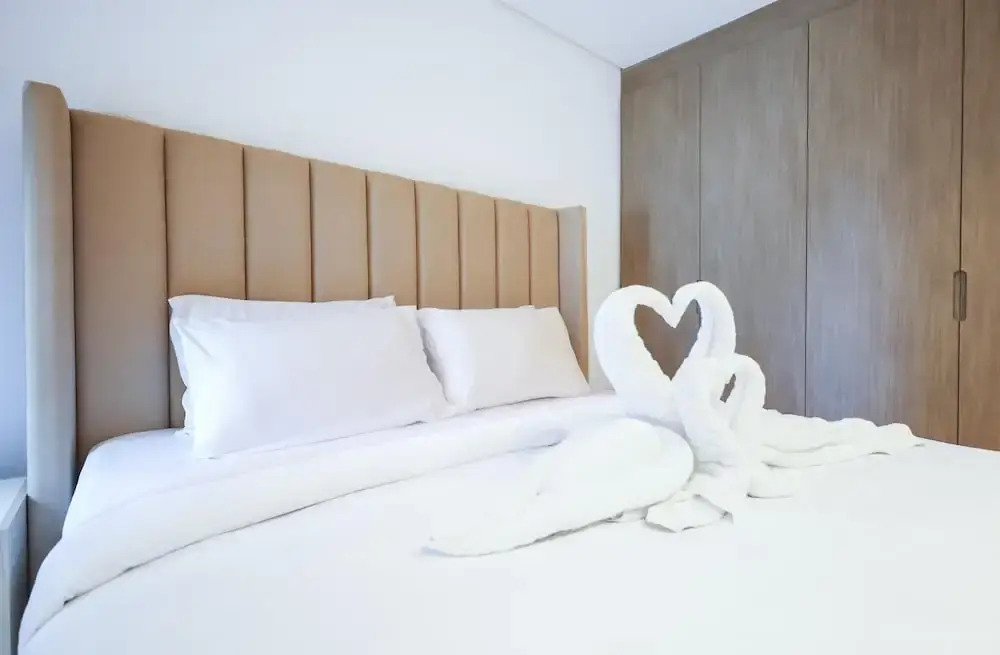 Дубай: Elite LUX Holiday Homes - 2BR Suite of Elegance in Business Bay Dubai