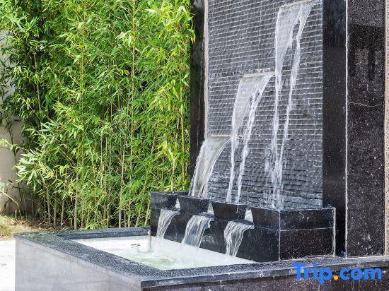 Ruyi Garden Hotel — фото 1