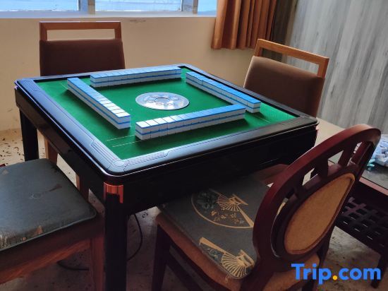 Джиангме: Jiangmen Manzhou Luxury Apartment (Jiangmen East Station Branch)