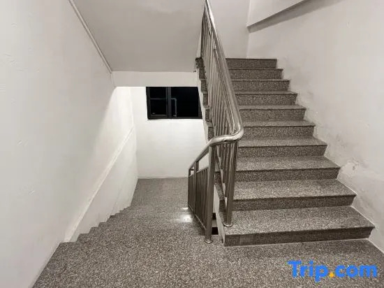 Джиангме: Vienna sanhao Hotel (Jiangmen Enping Gymnasium Shop)