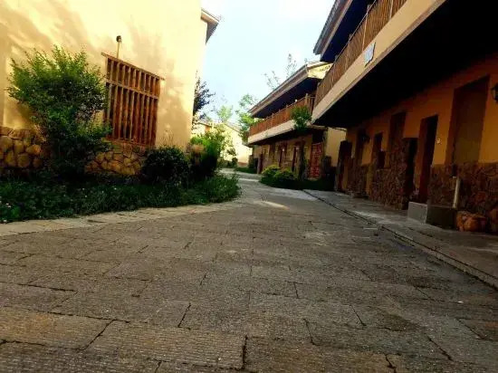 Дашаньбао: Yunhai No.1 Inn (Zhaotong Dashan Baodian)