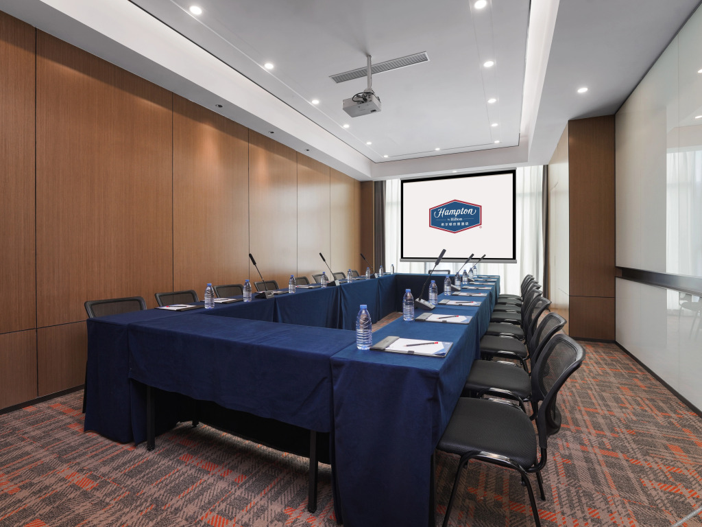 Цзинин: Hampton by Hilton Jining Gaoxin