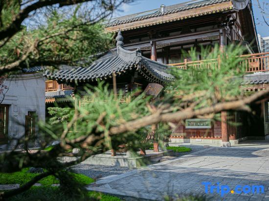 Сичан: Xichang Qianxun Tangji Shuxiang Shijia Hotel