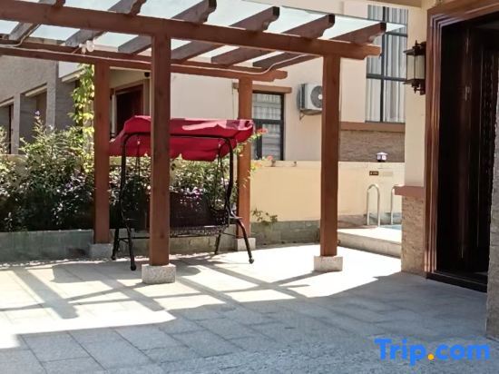 Цзиньюань: Happy Meeting Hot Spring Villa