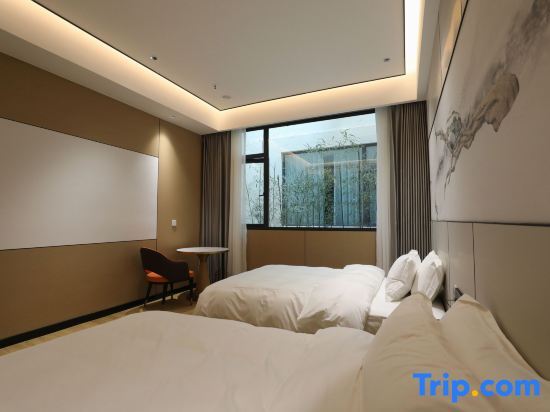Чунцин: Kanas Intelligent Hotel (Liangping South High-speed Railway Station)