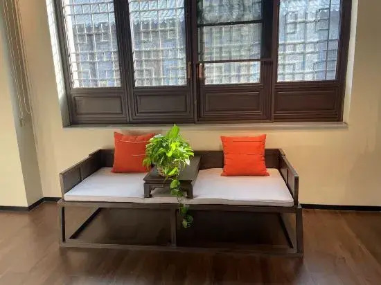 Жичжао: Juxian Laoshe Tea House Hotel (Juguo Ancient City Shop)