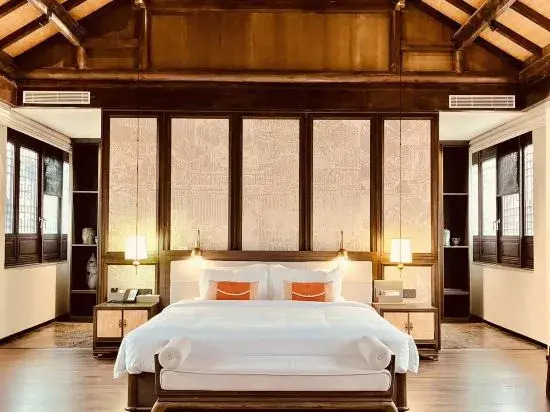 Жичжао: Juxian Laoshe Tea House Hotel (Juguo Ancient City Shop)