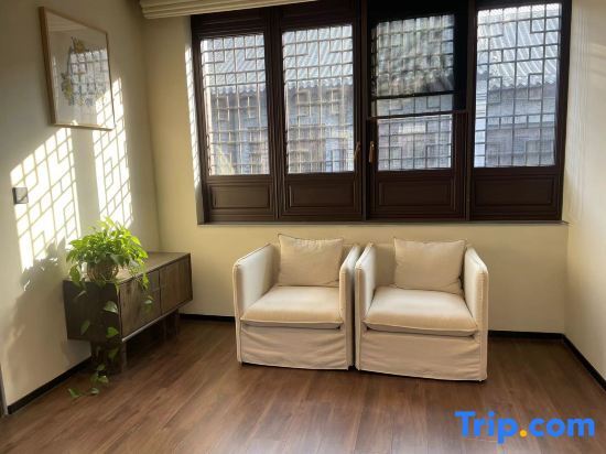 Жичжао: Juxian Laoshe Tea House Hotel (Juguo Ancient City Shop)