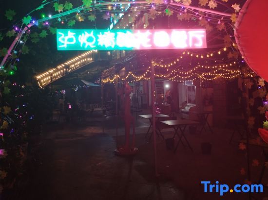 carousel image 0