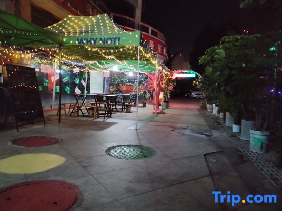 carousel image 3